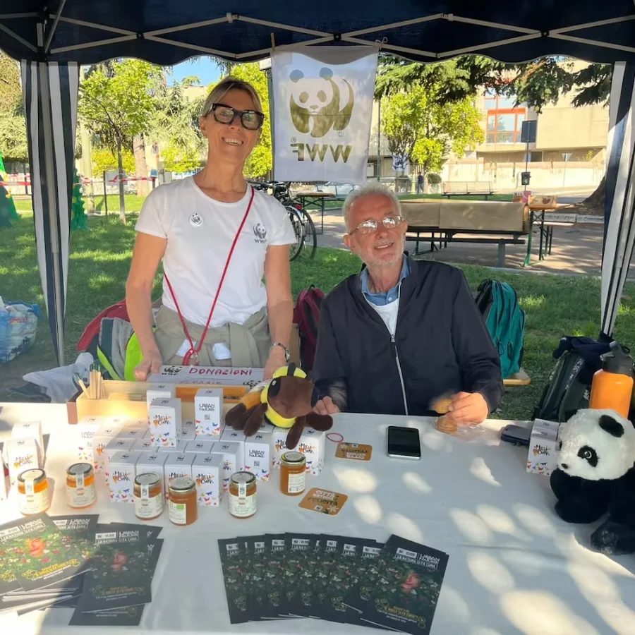 Banchetti WWF durante Urban Nature 2026 a Verona